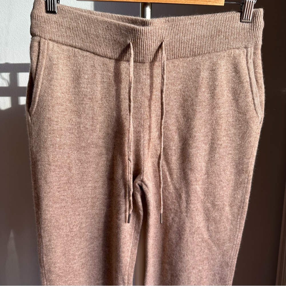 *SOLD* NWT Full Set Quince Mongolian 100% Cashmere Oatmeal Zip Hoodies + Joggers - Picture 14 of 15